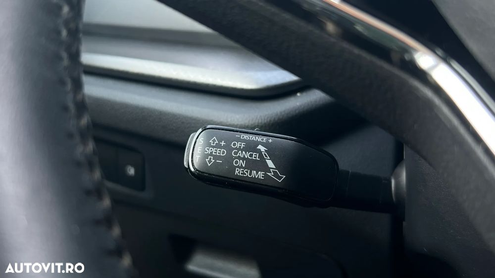 Skoda Octavia 2.0 TDI DSG Style - 20