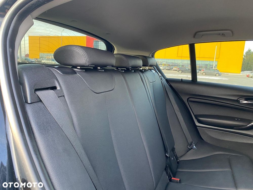 BMW Seria 1 118d Sport Line - 31