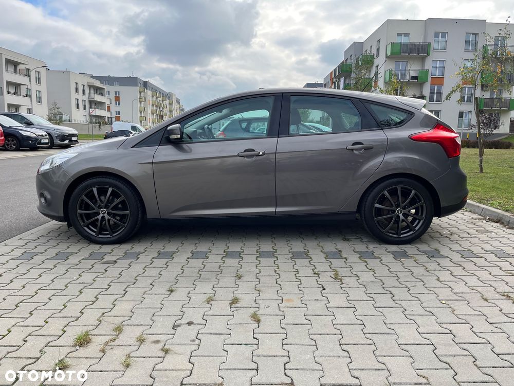 Ford Focus 1.6 Trend Sport - 13