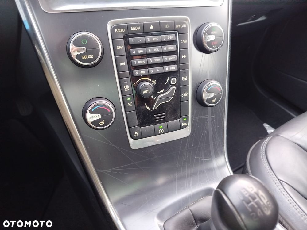 Volvo XC 60 - 28