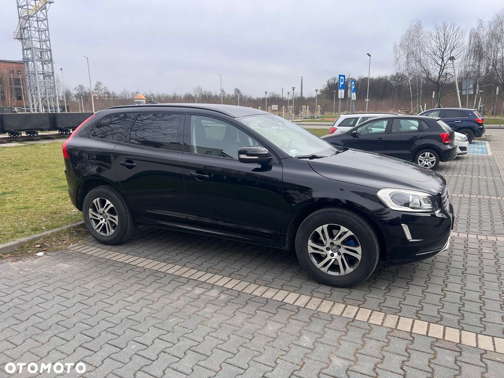 Volvo XC 60 D3 Drive-E Momentum - 3