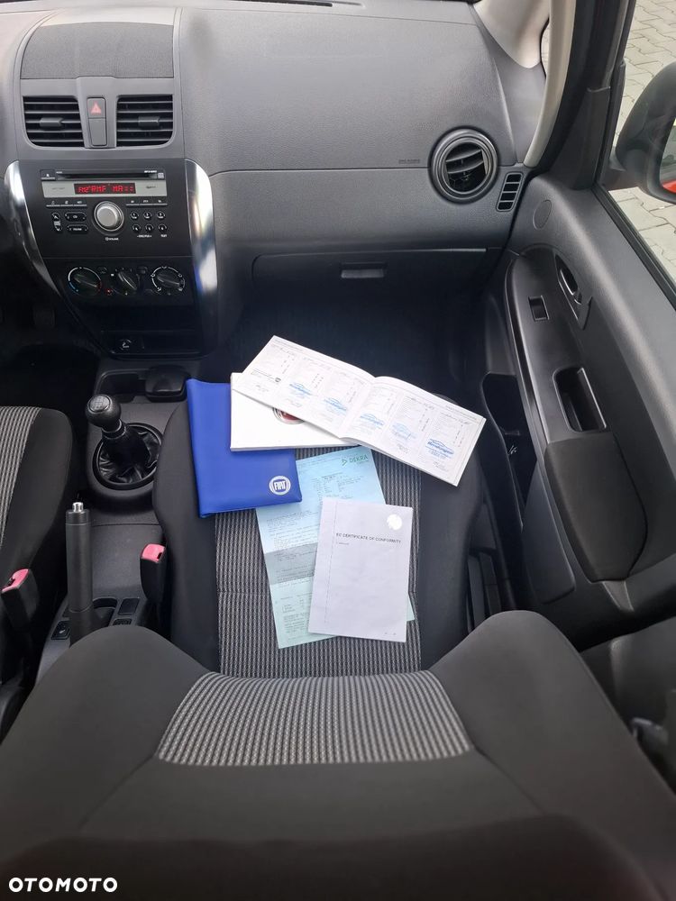 Fiat Sedici 1.6 16V 4x2 Emotion - 15