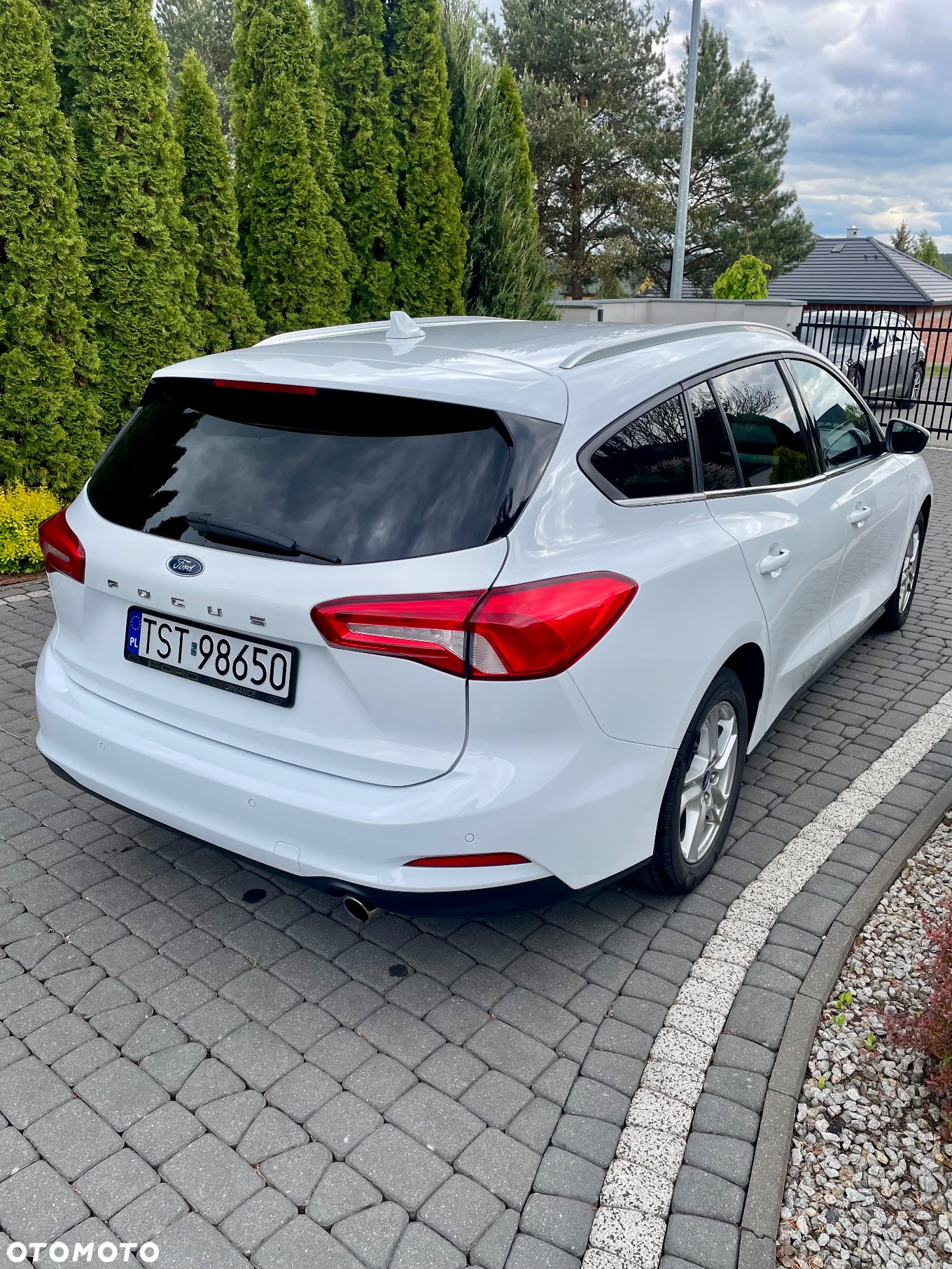 Ford Focus Turnier 1.5 EcoBlue Start-Stopp-System ACTIVE STYLE - 5