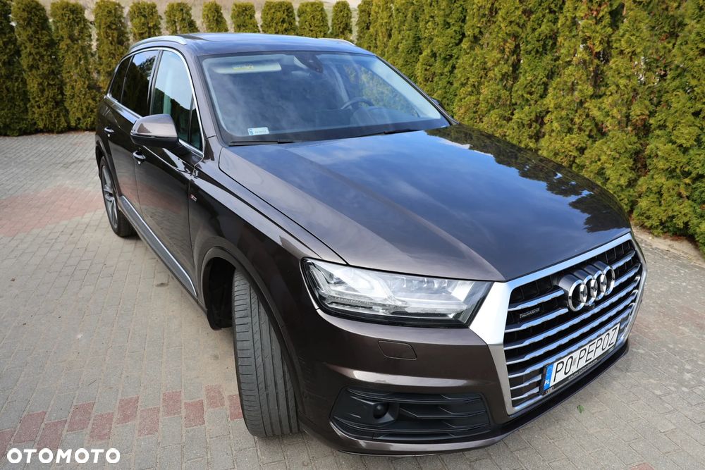 Audi Q7 2016 photo 2