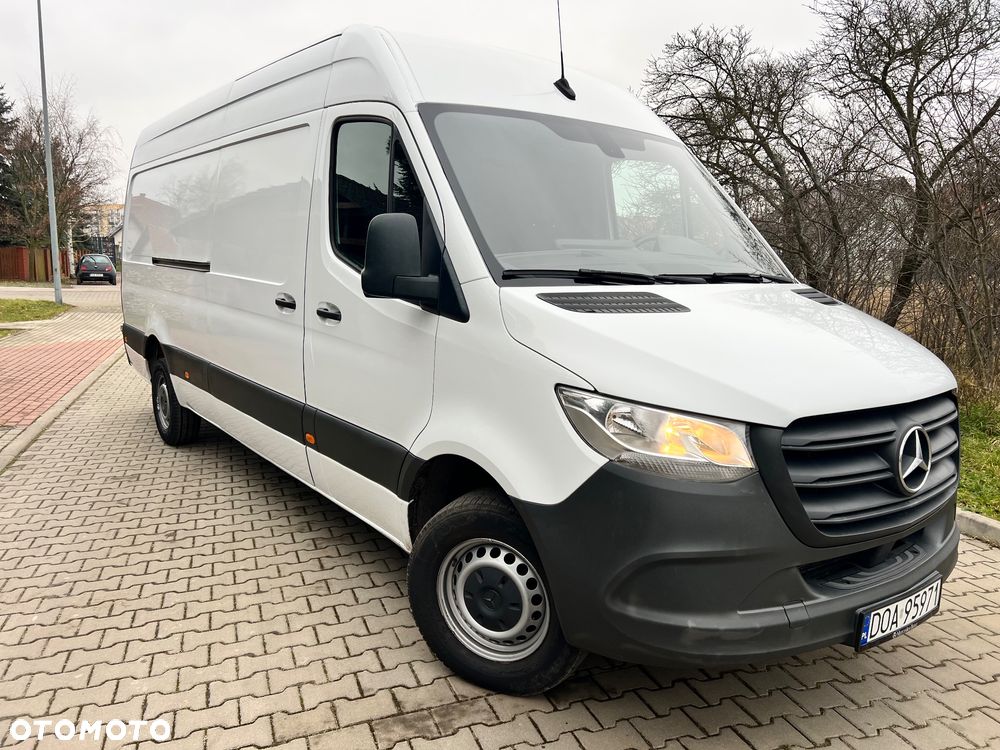 Mercedes-Benz 315 - 1