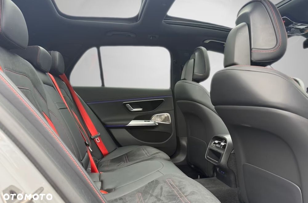 Mercedes-Benz Klasa E AMG 53 4Matic+ AMG SPEEDSHIFT TCT 9G - 15