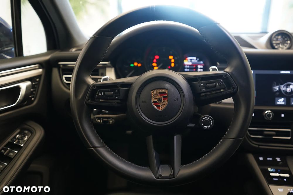 Porsche Macan Standard - 11
