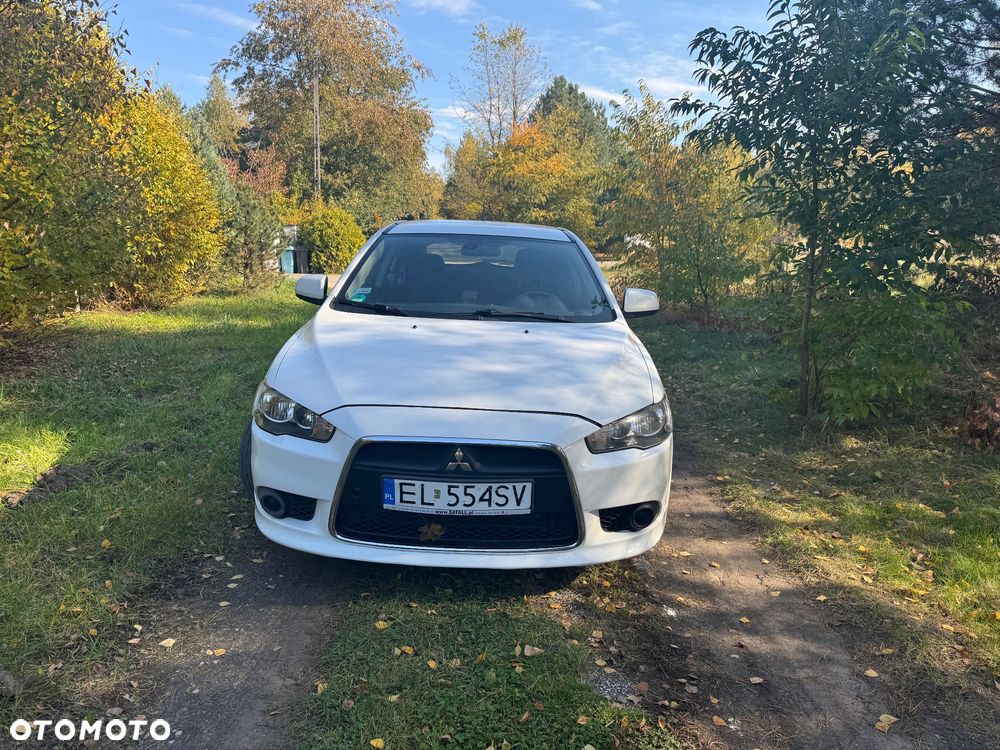 Mitsubishi Lancer 2011 photo 3