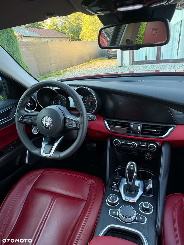 Alfa Romeo Giulia 2.0 Turbo Veloce - 7