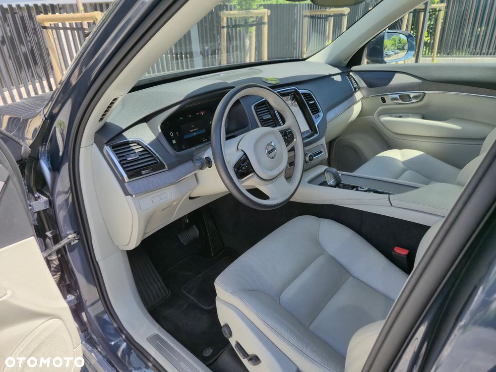 Volvo XC 90 T8 AWD Ultra Bright - 13