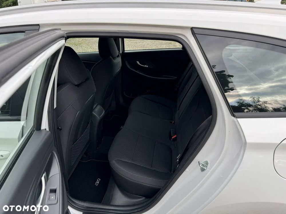 Hyundai i30 - 18