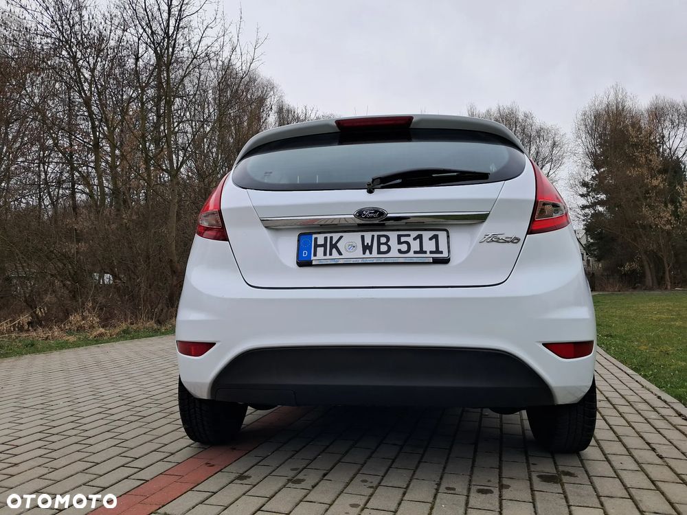 Ford Fiesta - 10