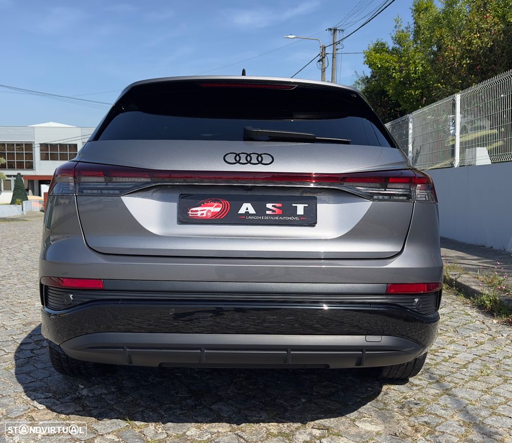 Audi Q4 e-tron 40 82 kWH - 2