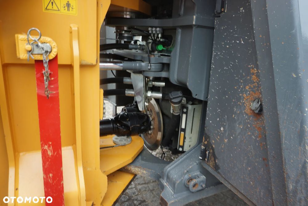 Liebherr L580 xpower - 10
