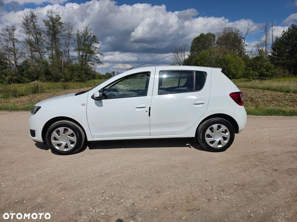 Dacia Sandero 1.2 16V Laureate EU6 - 15