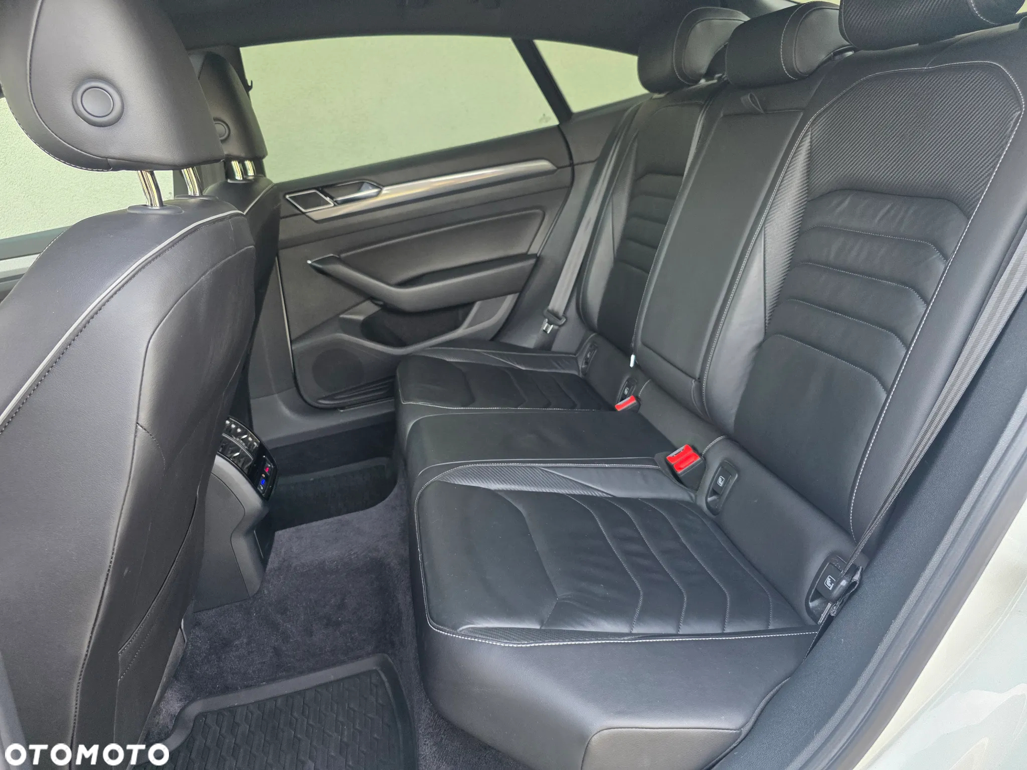 Volkswagen Arteon 2.0 TSI R-Line DSG - 15