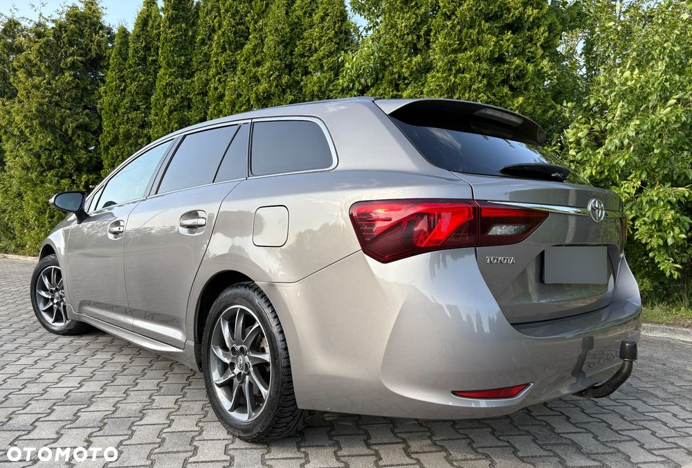 Toyota Avensis Touring Sports 1.6 D-4D Edition S+ - 6