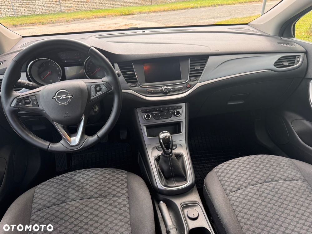 Opel Astra 1.2 T Elegance S&S - 18