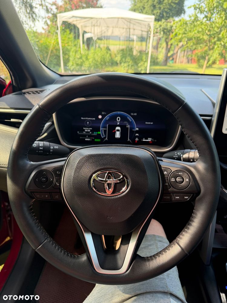 Toyota Corolla Cross 2.0 Hybrid Style - 17