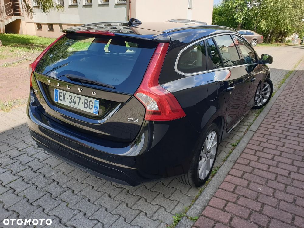 Volvo V60 D3 Geartronic Summum - 19
