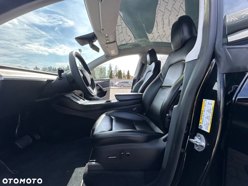 Tesla Y RWD - 19