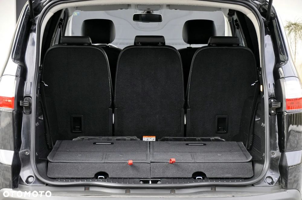 Ford S-Max - 30