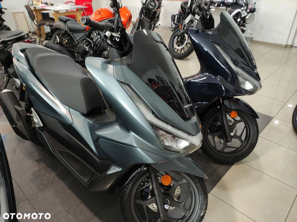 Honda PCX - 1