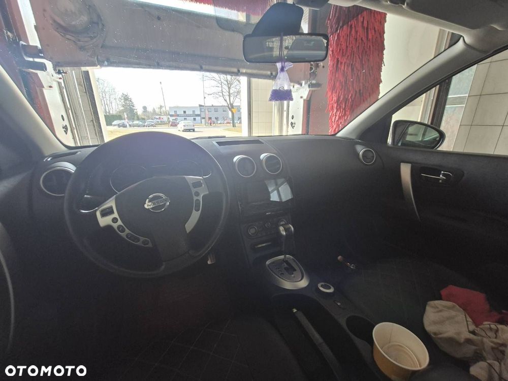 Nissan Qashqai 2.0 4x4 Tekna CVT - 9