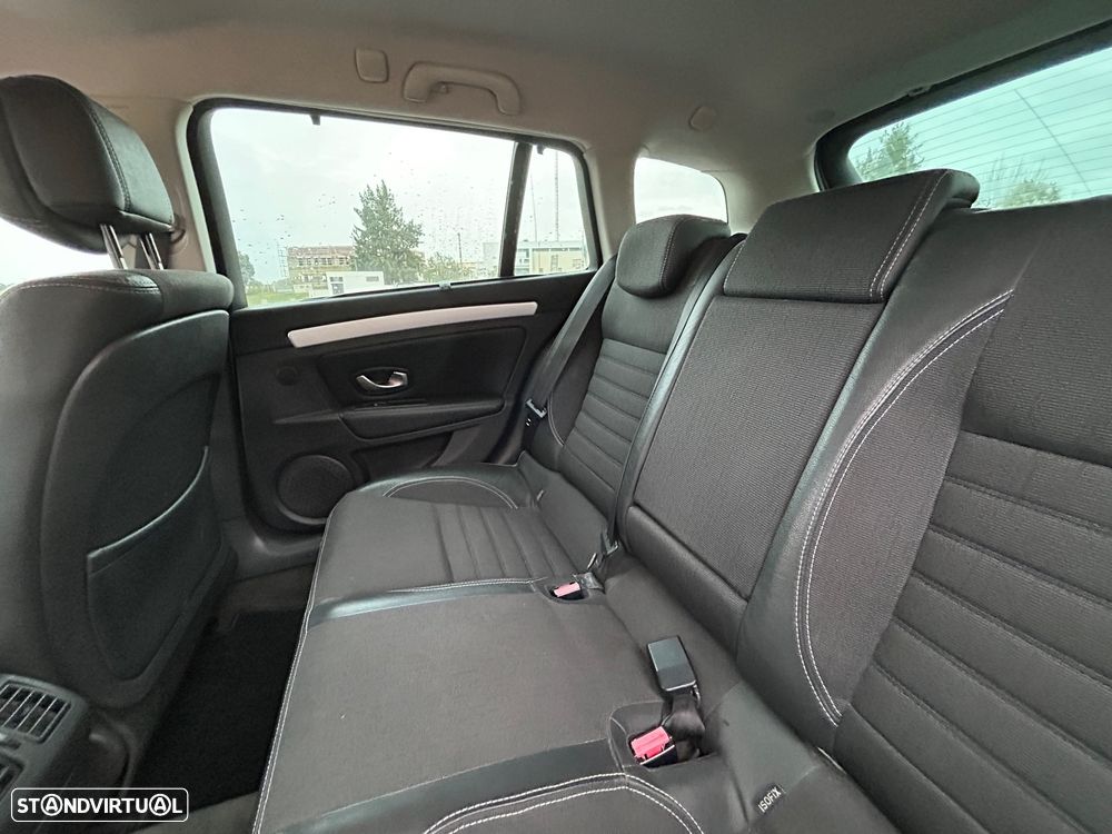 Renault Laguna Break - 25