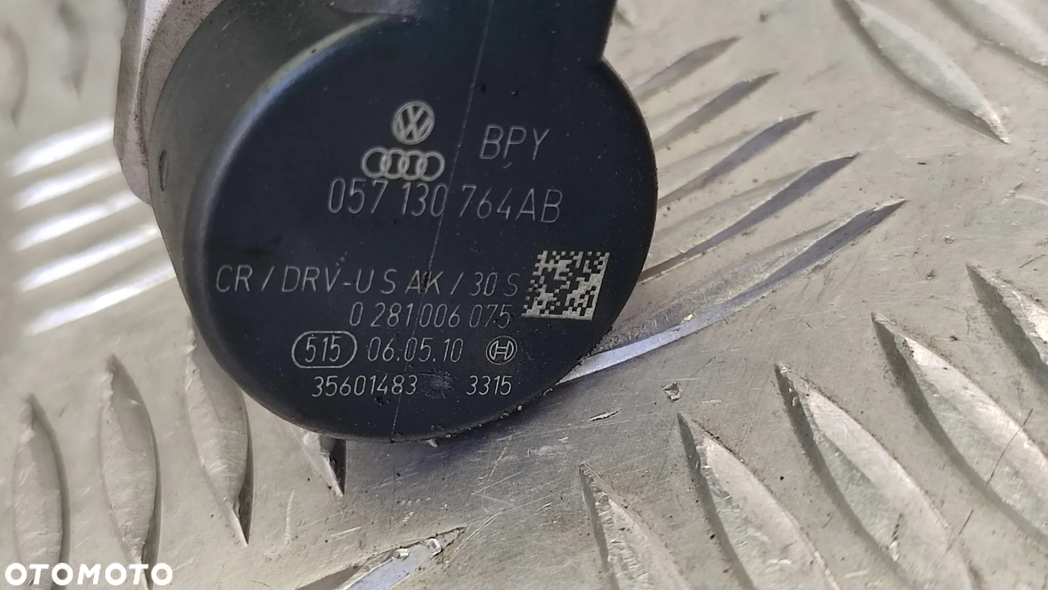 VW TOUAREG 7P 10-15R LISTWA WTRYSKOWA 3.0 KOMPLET CASA 059130090 BJ 059130089 AM CZUJNIK 057130764AB - 10