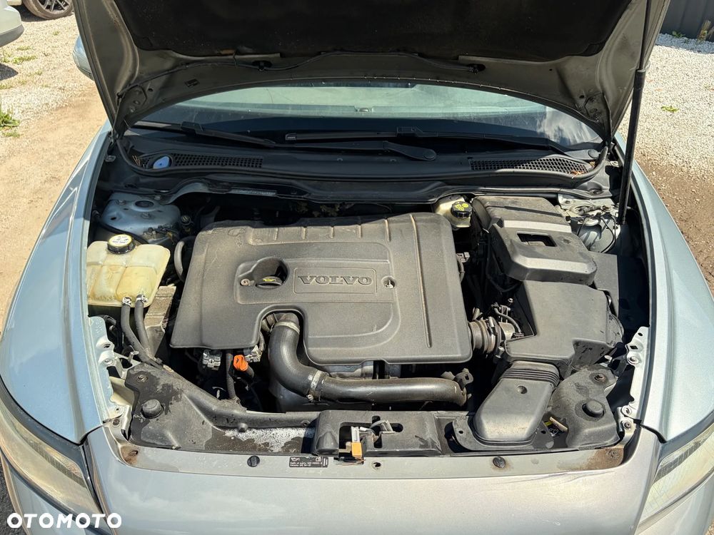 Volvo V50 1.6D - 24