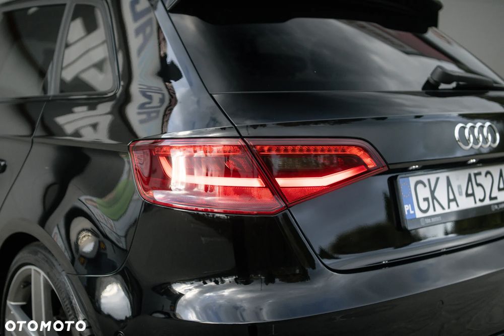 Audi A3 Sportback 1.4 TFSI S line Sportpaket - 27