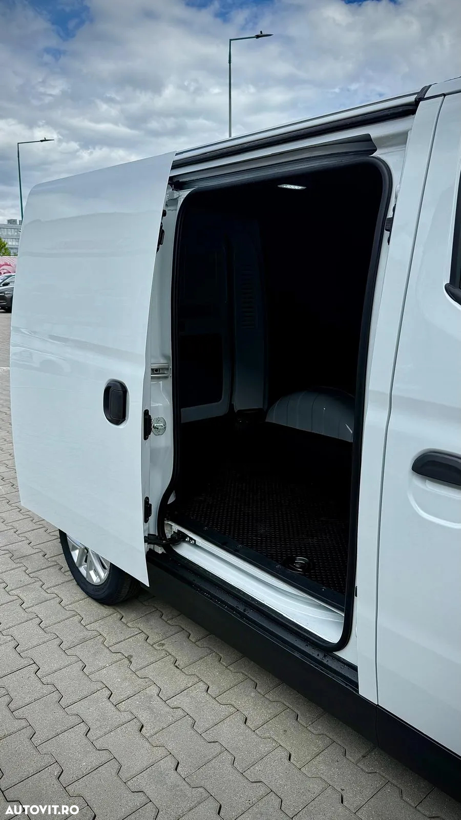 Maxus eDeliver 3 - 10