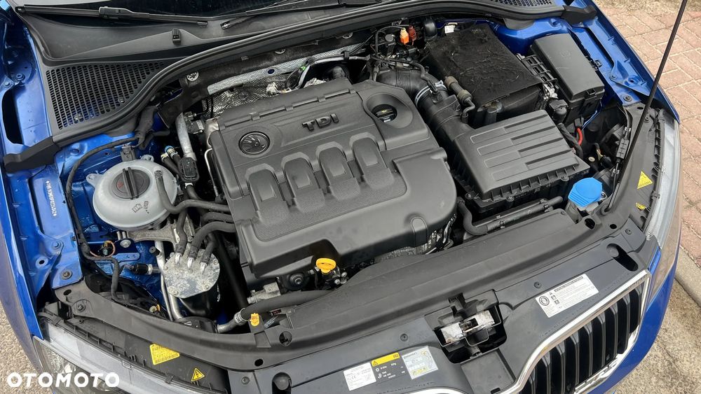 Skoda Octavia 2.0 TDI DSG RS - 34
