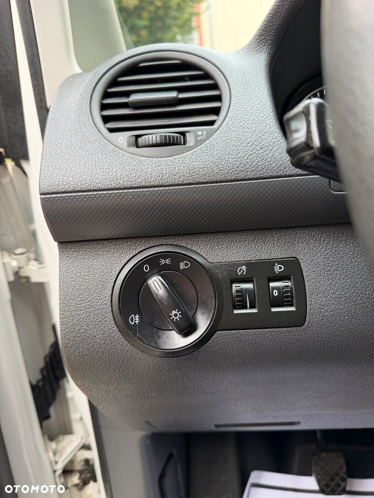 Volkswagen Caddy - 17