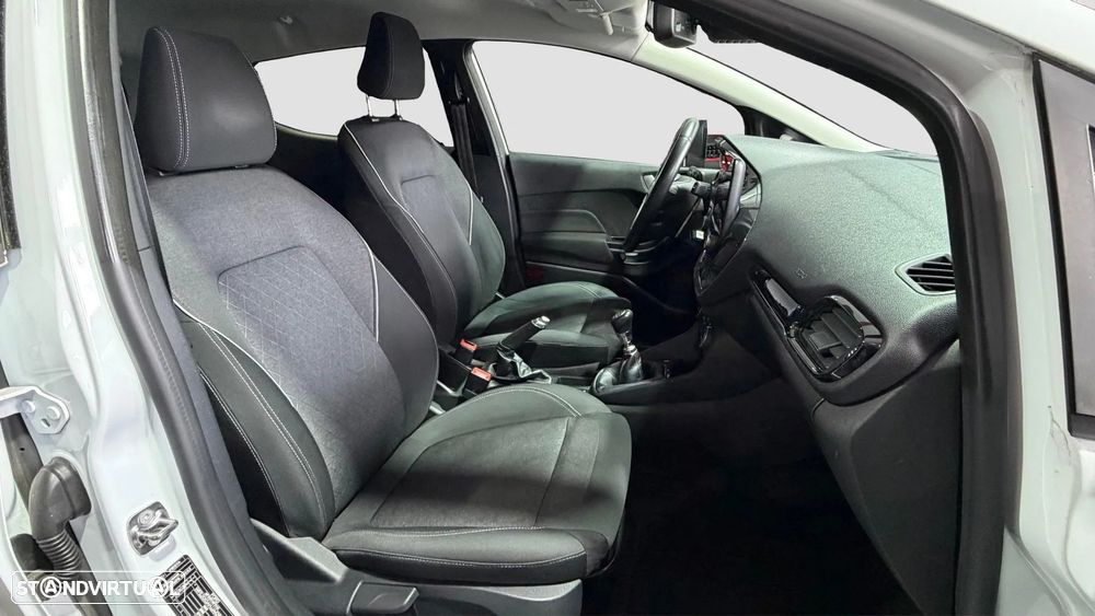 Ford Fiesta 1.0 EcoBoost S&S Titanium - 9