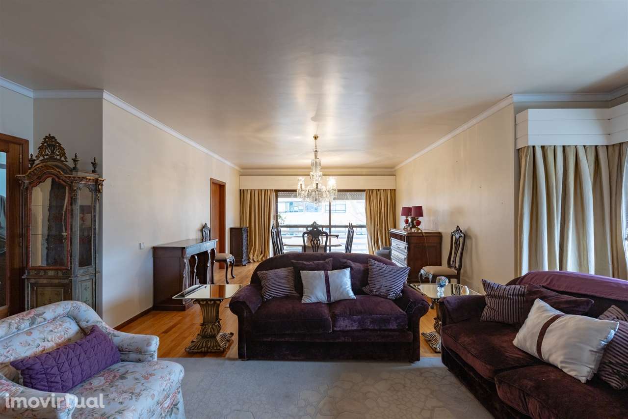 Apartamento T3 nos Jardins d' Arrábida - Grande imagem: 3/36