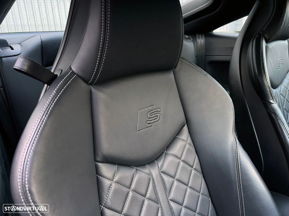 Audi TT Coupé 2.0 TDI S-line - 34