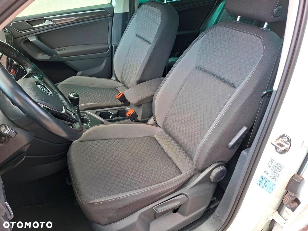 Volkswagen Tiguan 1.4 TSI BMT ACT Comfortline - 22