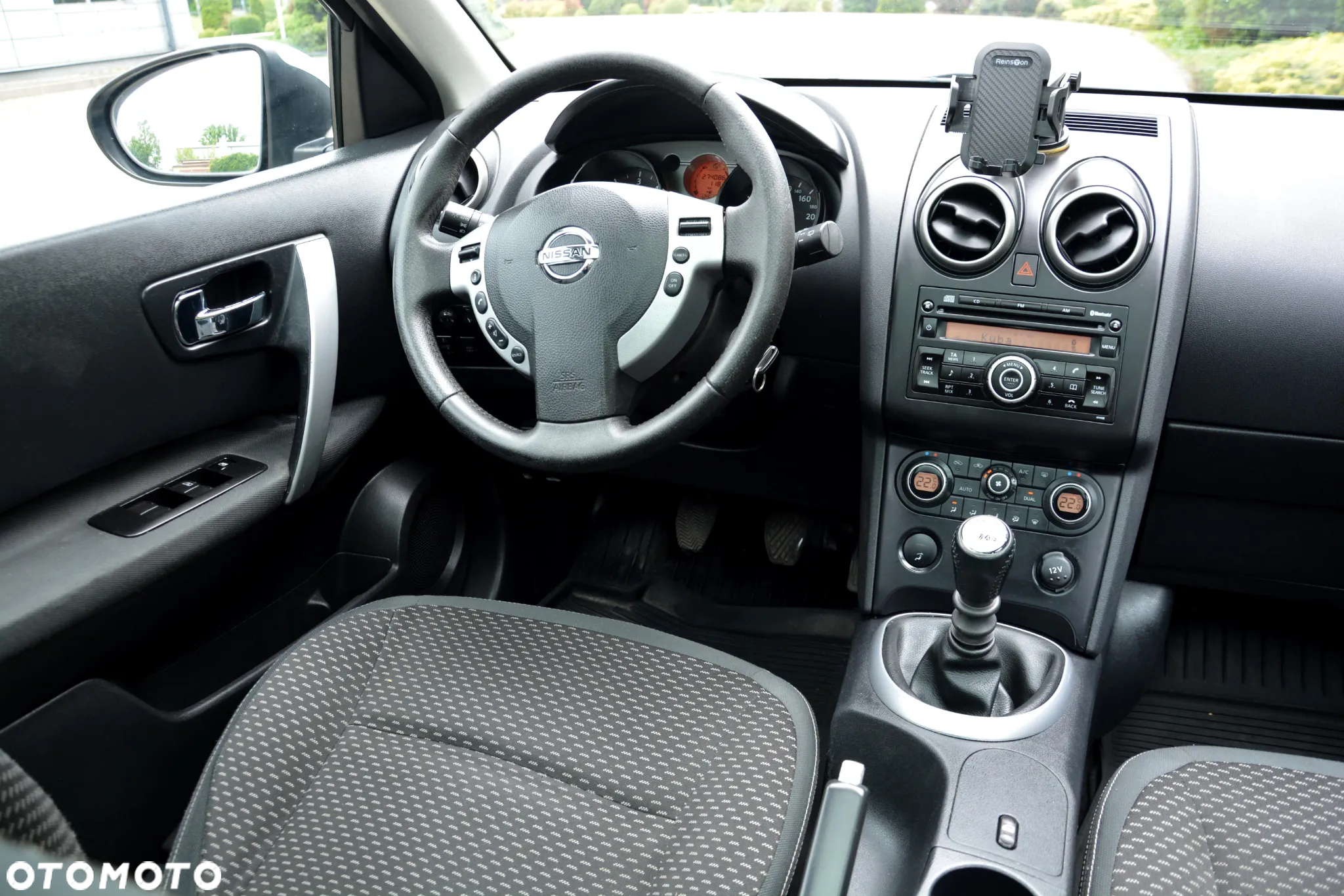Nissan Qashqai 2.0 dCi Lounge - 24