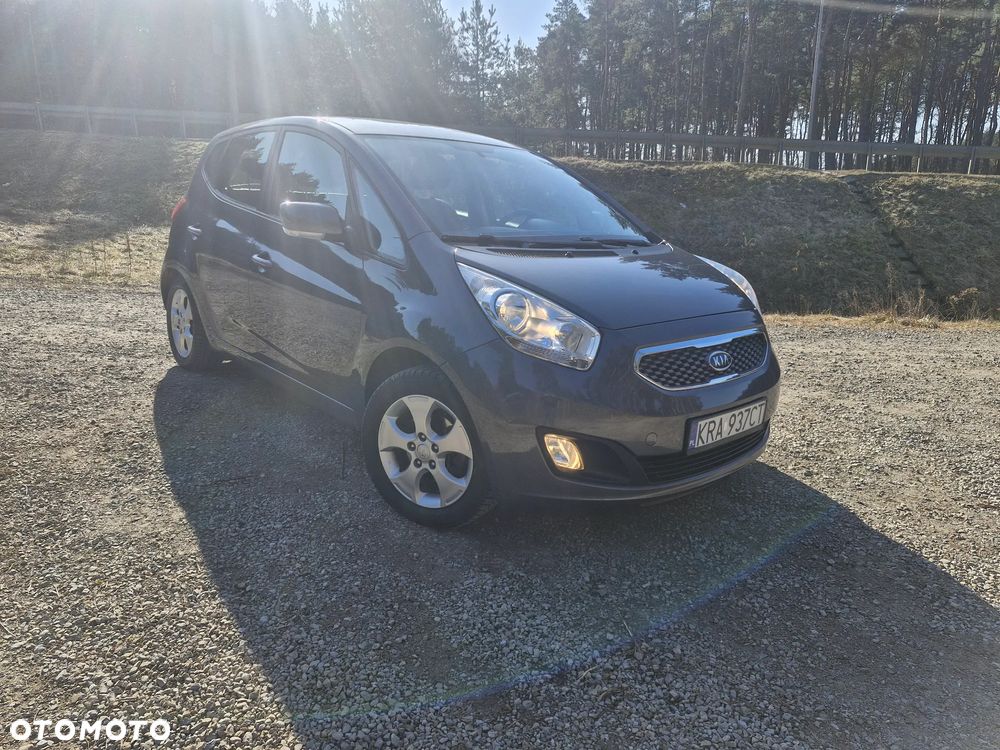 Kia Venga 1.6 CVVT Black Collection - 17