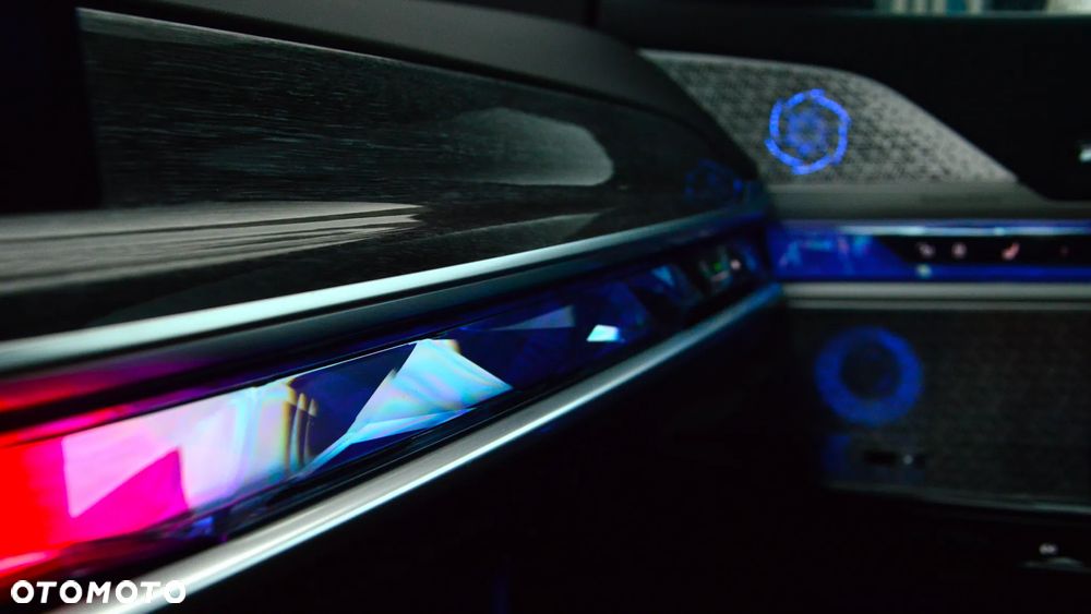 BMW Seria 7 740d xDrive mHEV Individual Edition sport - 25