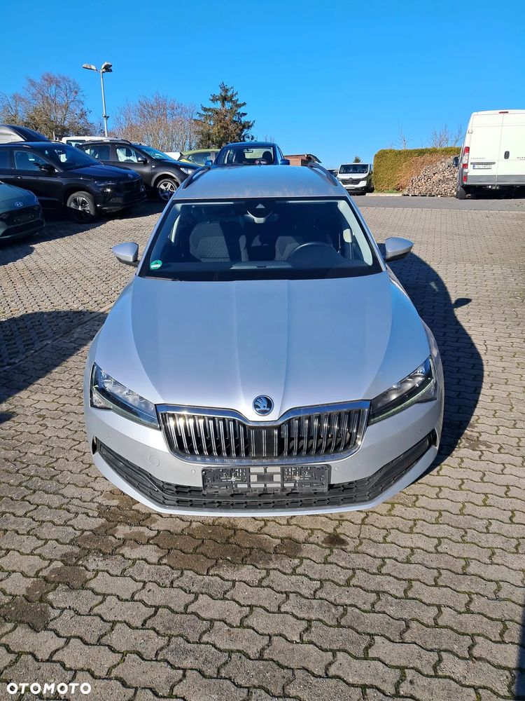 Skoda Superb 2.0 TDI SCR Ambition DSG - 4