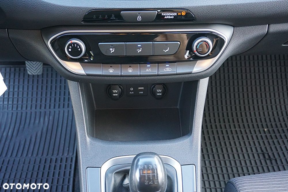 Hyundai i30 - 29