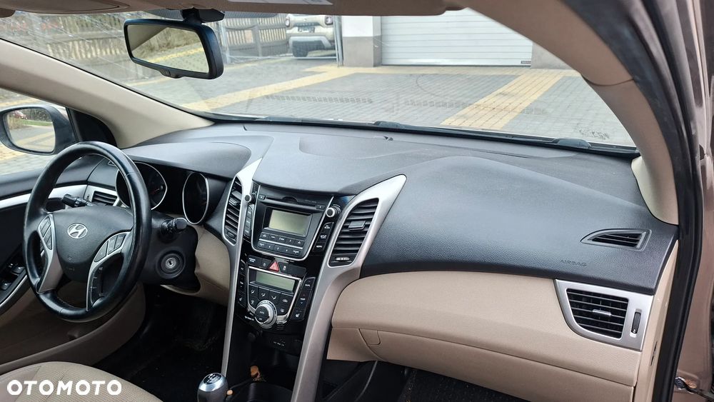 Hyundai i30 1.6 CRDI Select - 13