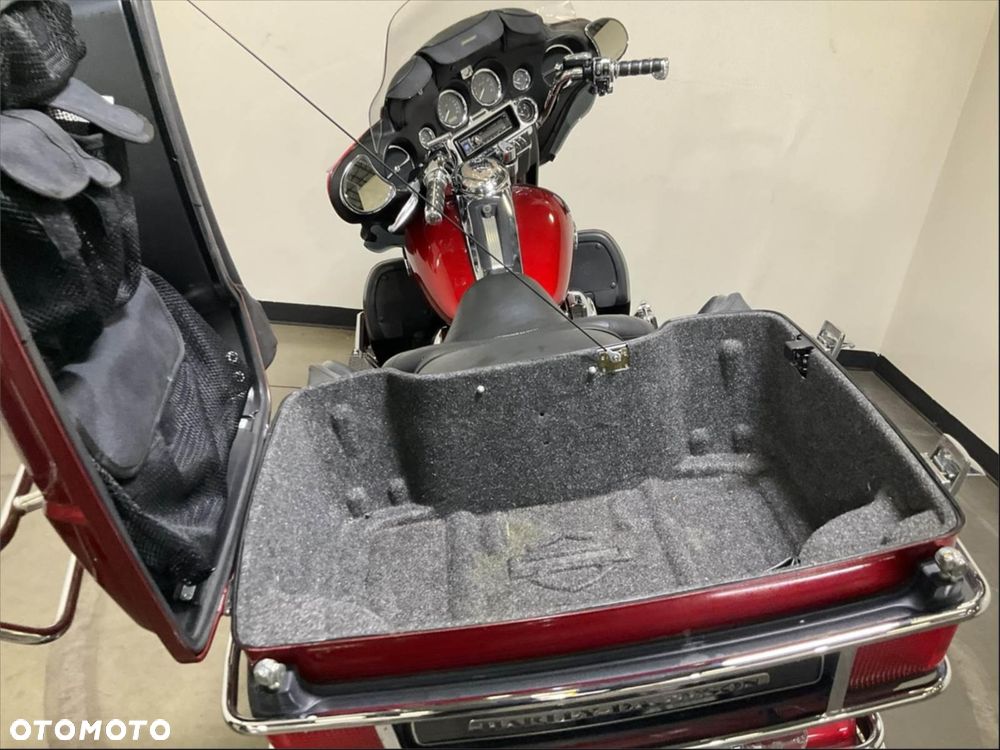 Harley-Davidson Touring Electra Glide - 17