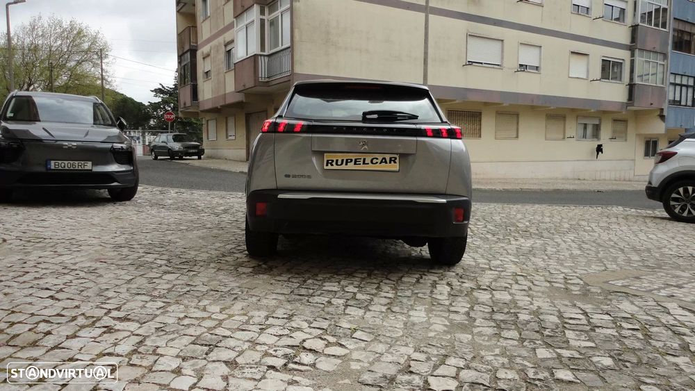 Peugeot e-2008 50 kWh Active Pack - 6