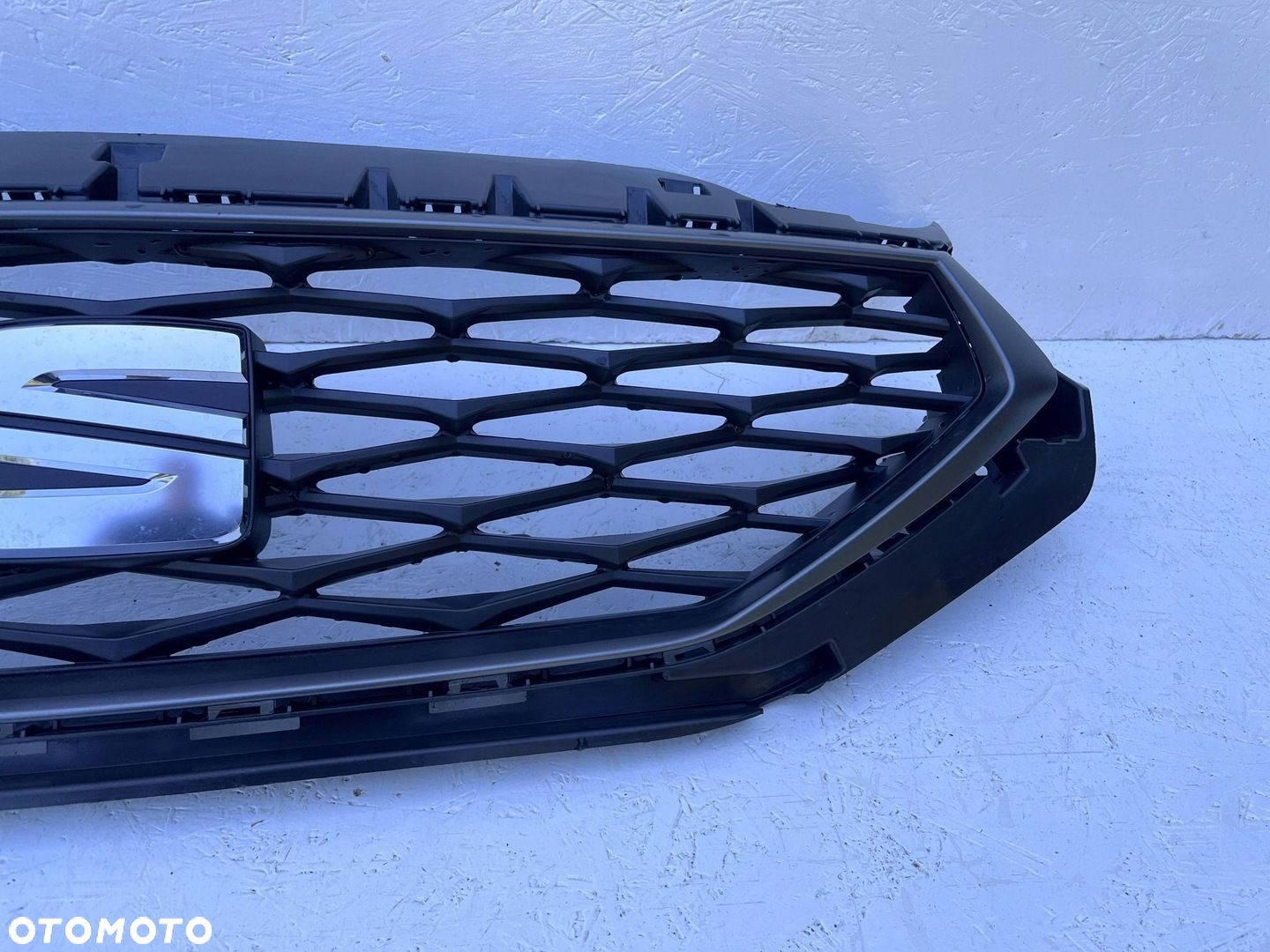 Seat Leon IV 4 2020 - ATRAPA GRILL MAT 5FA853651E ORYGINAŁ - 6
