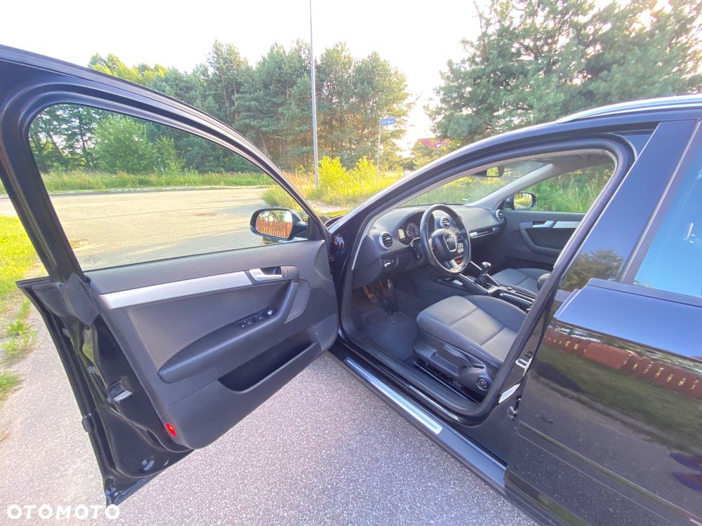 Audi A3 Sportback 2.0 TDI Ambition - 24