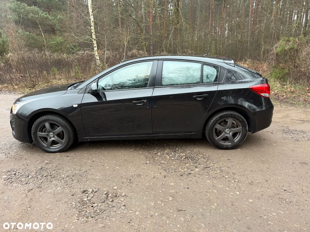 Chevrolet Cruze 1.6 LT - 2